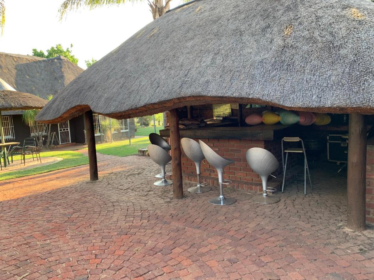 Sunset Guesthouse And Venue Cullinan Meule Exterior foto