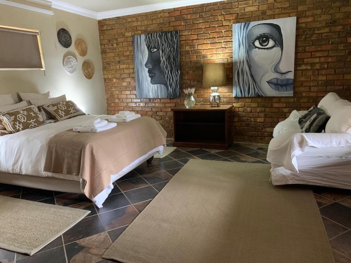 Sunset Guesthouse And Venue Cullinan Meule Exterior foto